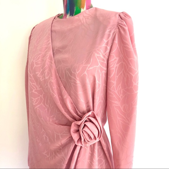 🩰VINTAGE 80s Deco Shell Pink Faux Wrap Dress - Picture 3 of 8